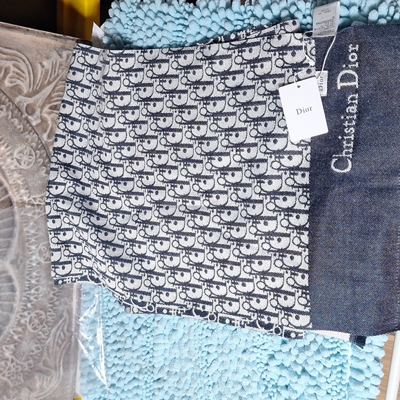 NWT Christian Dior 35x180 CM blue marine scarf. With tassle - Picture 2 of 8